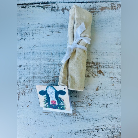 *Christmas Calf Kitchen Dish Towel - Picture 3 of 12